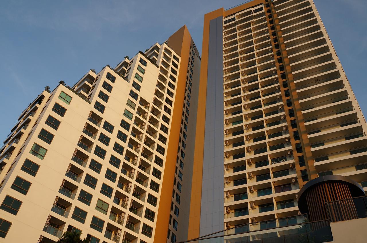 Stylish Studio In Peak Towers Pattaya Exterior photo